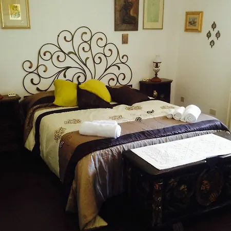 Bed & Breakfast Gandamar 3*
